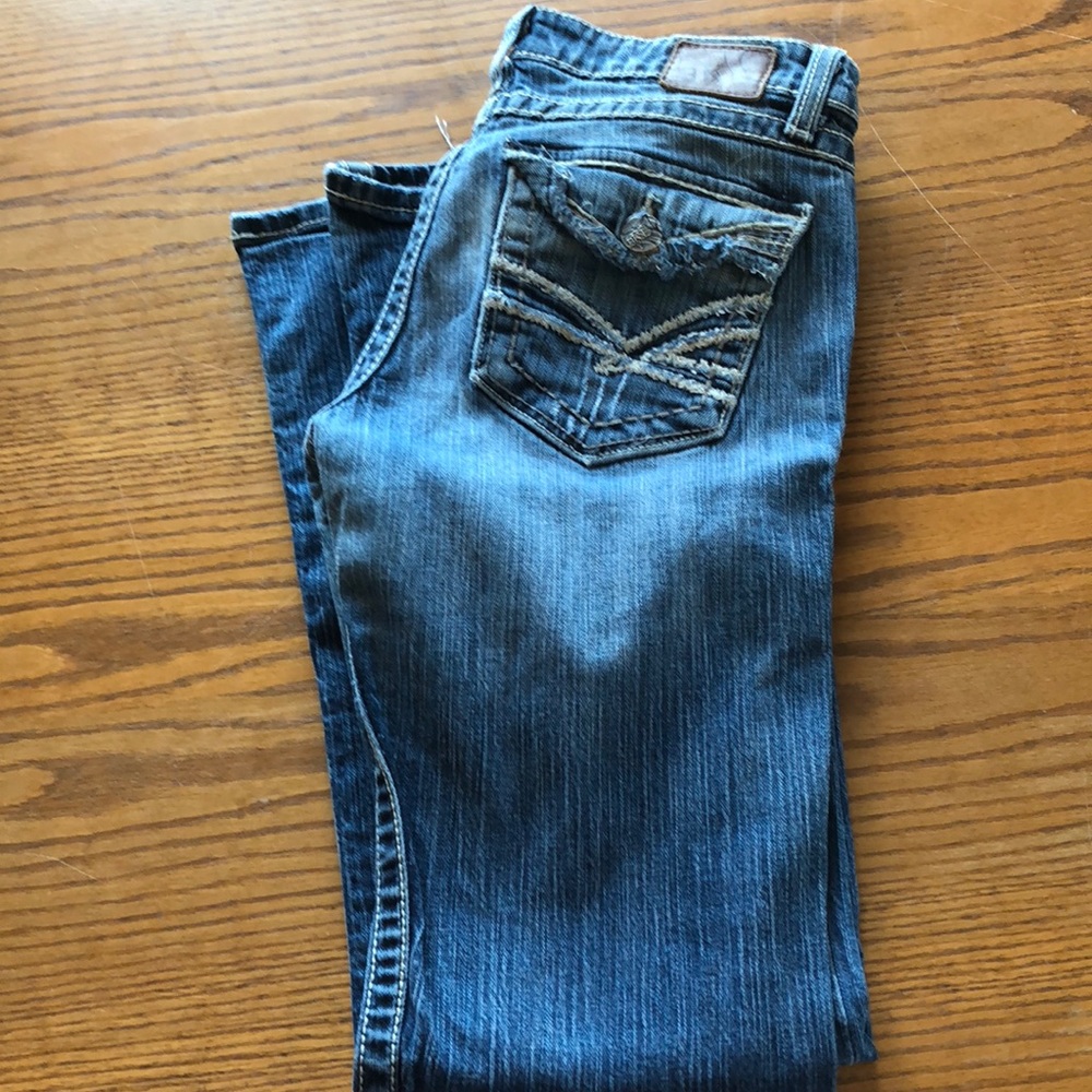 Buckle jeans